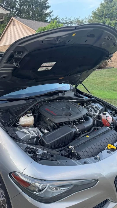 2020 Alfa Romeo Giulia - Image 11 of 20