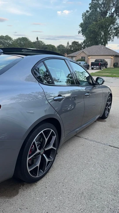 2020 Alfa Romeo Giulia - Image 8 of 20