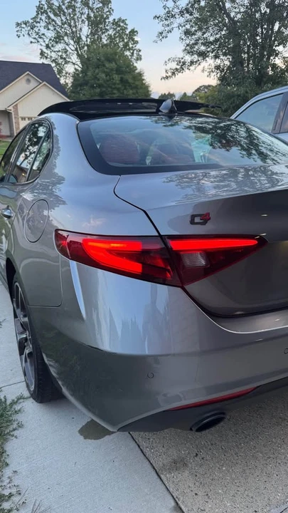 2020 Alfa Romeo Giulia - Image 6 of 20