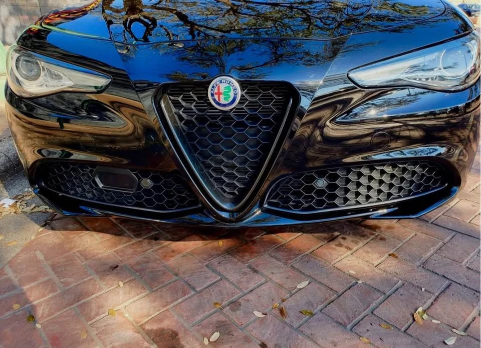 2020 Alfa Romeo Giulia - Image 4 of 8