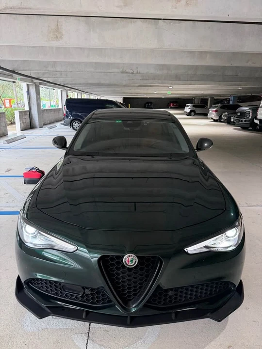 2020 Alfa Romeo Giulia - Image 4 of 10