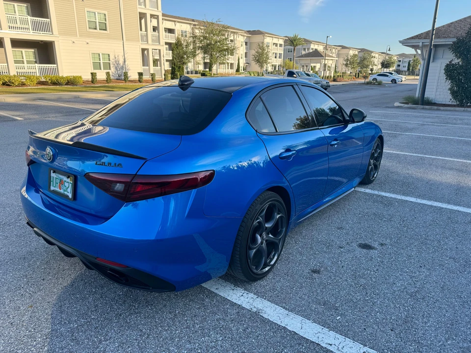 2020 Alfa Romeo Giulia - Image 10 of 31