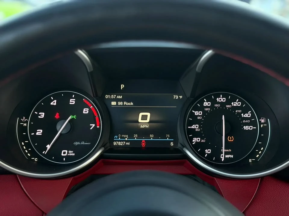 2020 Alfa Romeo Giulia - Image 15 of 20