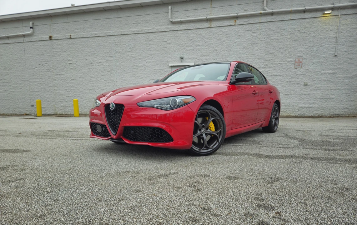 2020 Alfa Romeo Giulia - Image 6 of 31