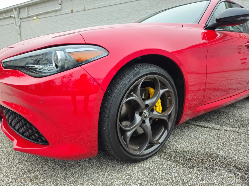 2020 Alfa Romeo Giulia - Image 29 of 31