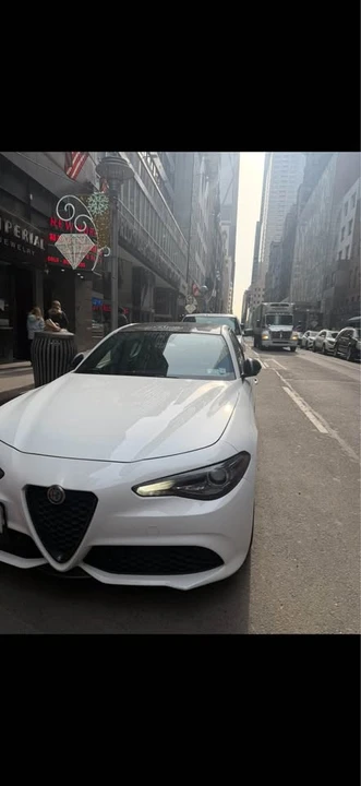 2020 Alfa Romeo Giulia - Image 2 of 10