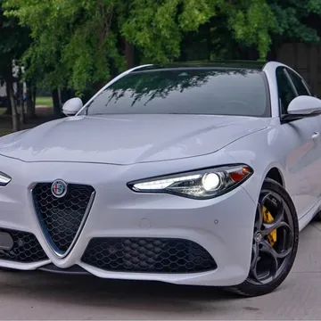 2020 Alfa Romeo Giulia Ti Sport Sedan 4D