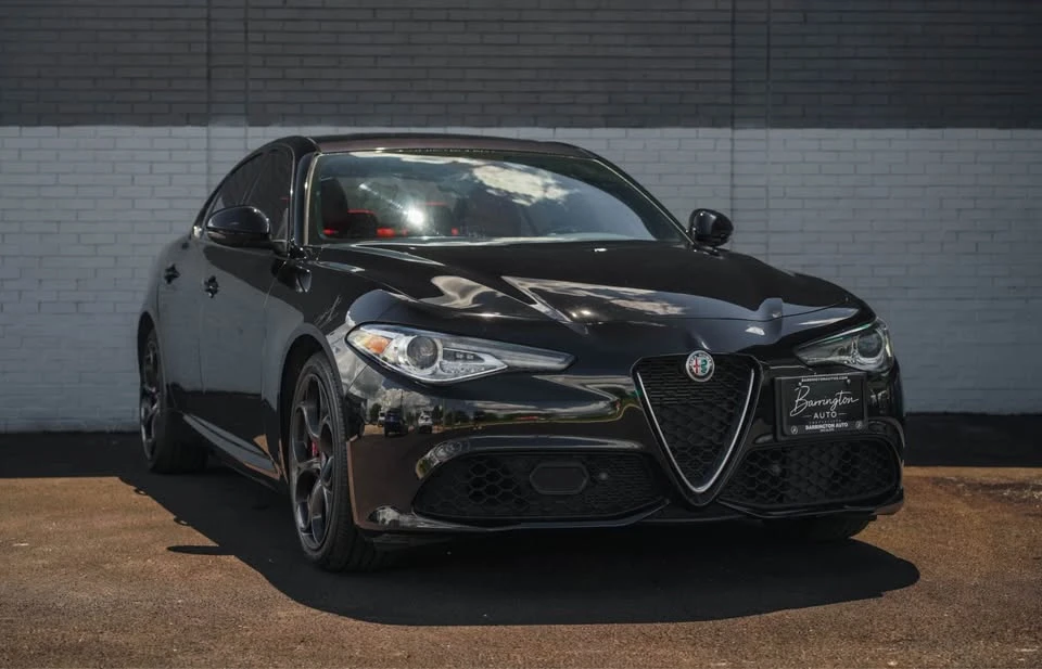 2020 Alfa Romeo Giulia - Image 3 of 17