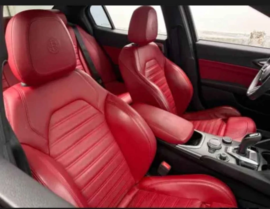 2020 Alfa Romeo Giulia - Image 6 of 17