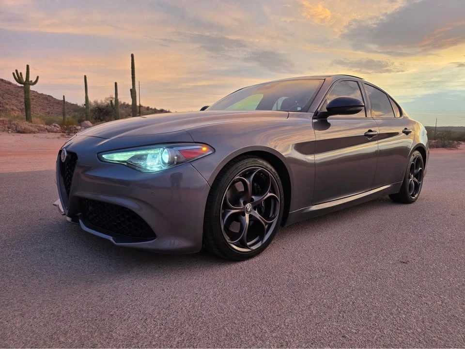 2020 Alfa Romeo Giulia - Image 9 of 16