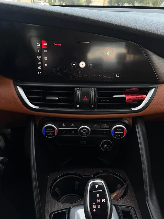 2020 Alfa Romeo Giulia - Image 11 of 16