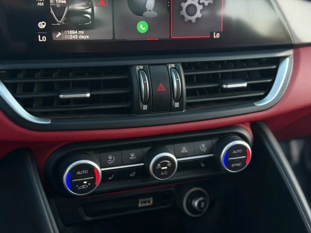 2020 Alfa Romeo Giulia - Image 23 of 26