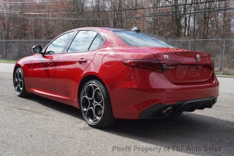 2020 Alfa Romeo Giulia - Image 6 of 12