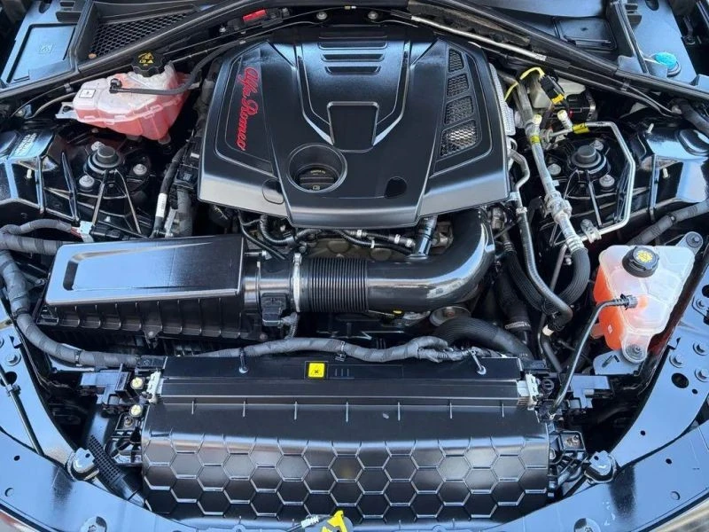 2020 Alfa Romeo Giulia - Image 10 of 12