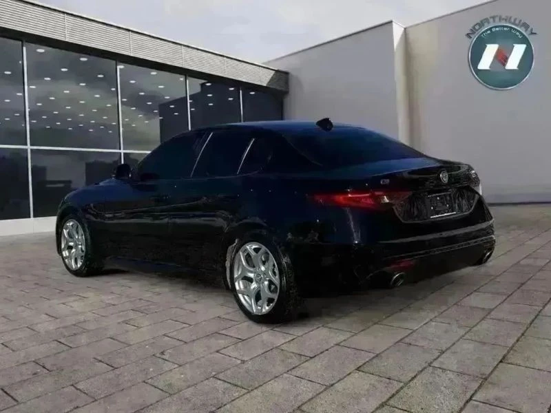 2020 Alfa Romeo Giulia - Image 3 of 12