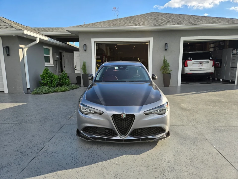 2020 Alfa Romeo Giulia - Image 9 of 16