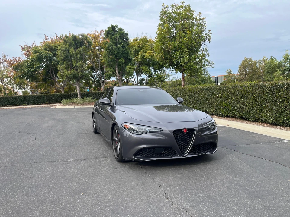 2020 Alfa Romeo Giulia - Image 23 of 31