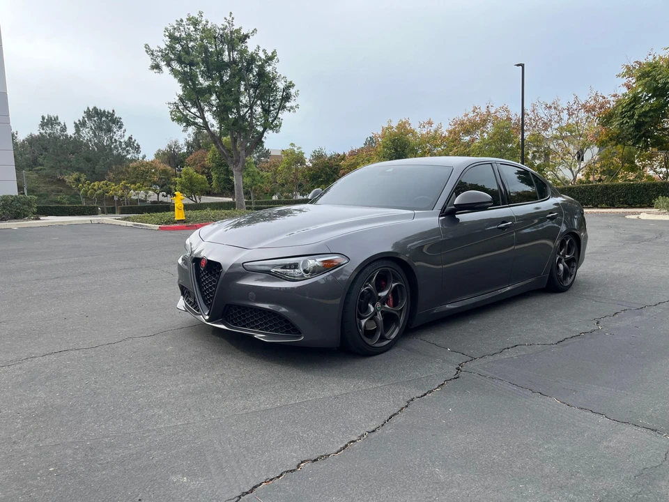 2020 Alfa Romeo Giulia - Image 7 of 31