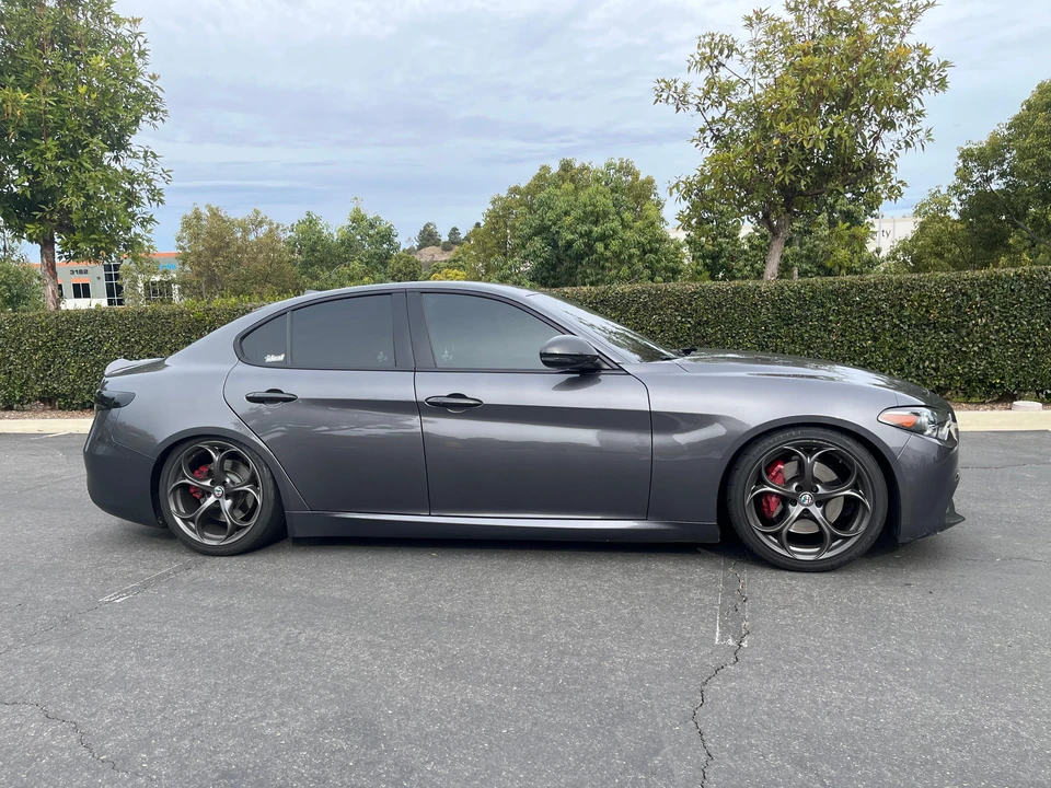 2020 Alfa Romeo Giulia - Image 21 of 31