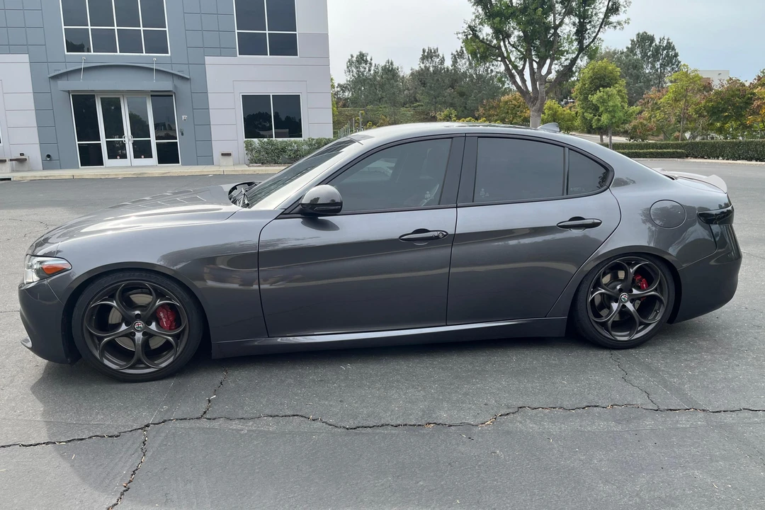 2020 Alfa Romeo Giulia - Image 3 of 31
