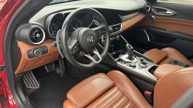 2020 Alfa Romeo Giulia - Image 2 of 19