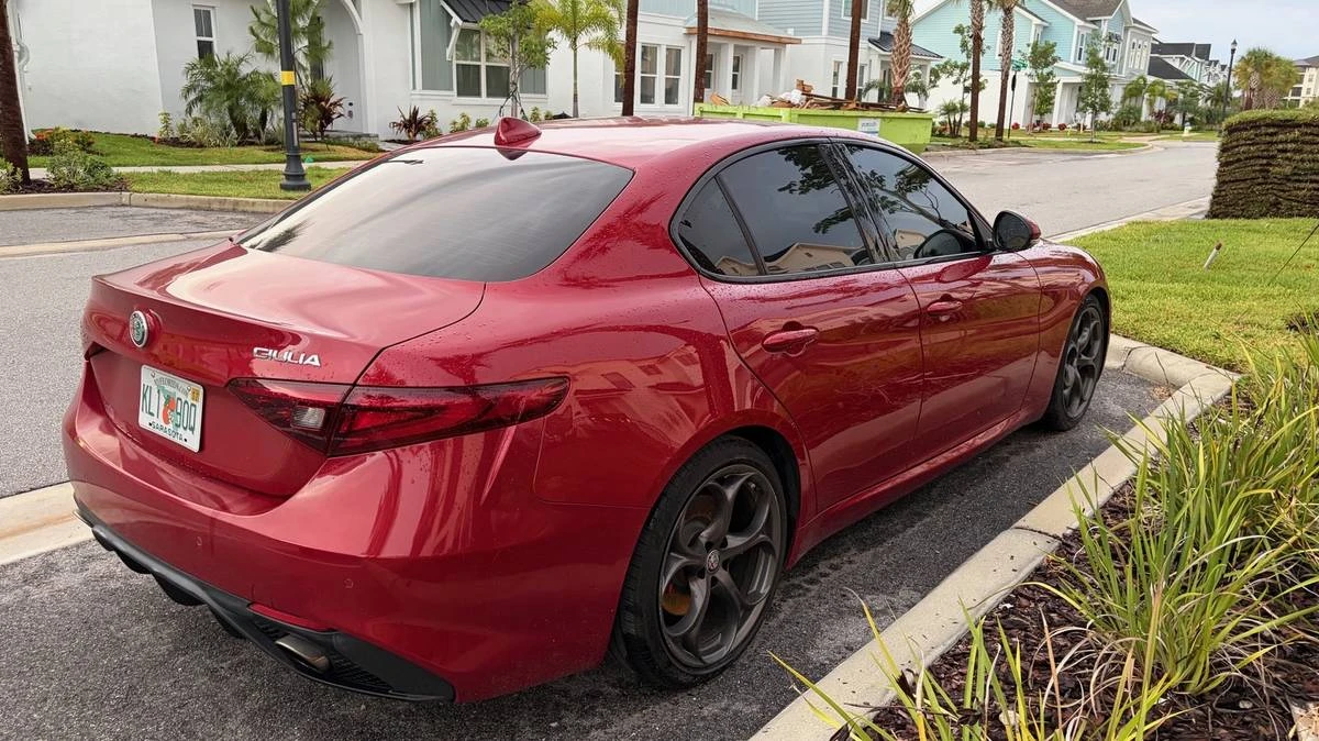 2020 Alfa Romeo Giulia - Image 4 of 19