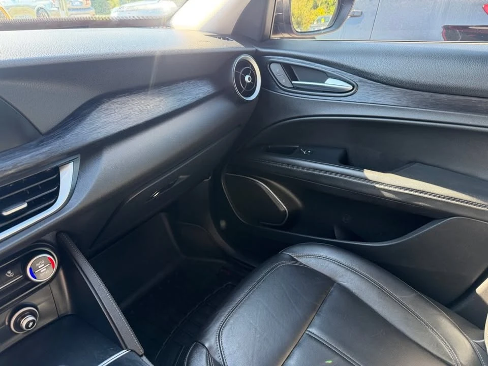 2020 Alfa Romeo Stelvio - Image 18 of 20