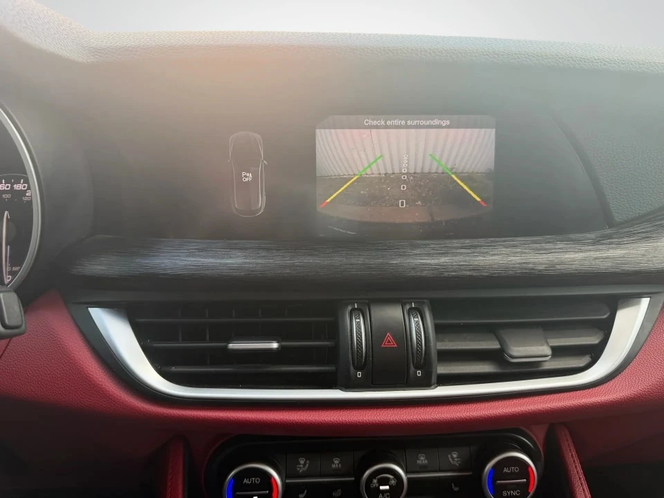 2020 Alfa Romeo Stelvio - Image 15 of 19