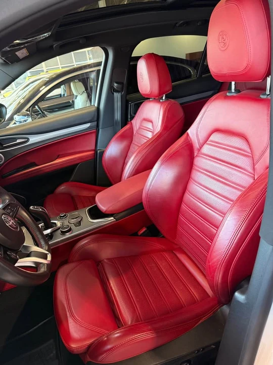 2020 Alfa Romeo Stelvio - Image 8 of 10