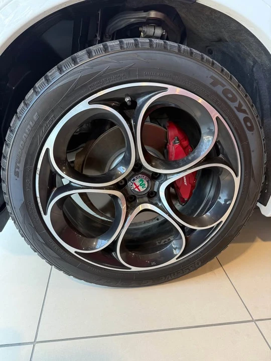 2020 Alfa Romeo Stelvio - Image 3 of 10