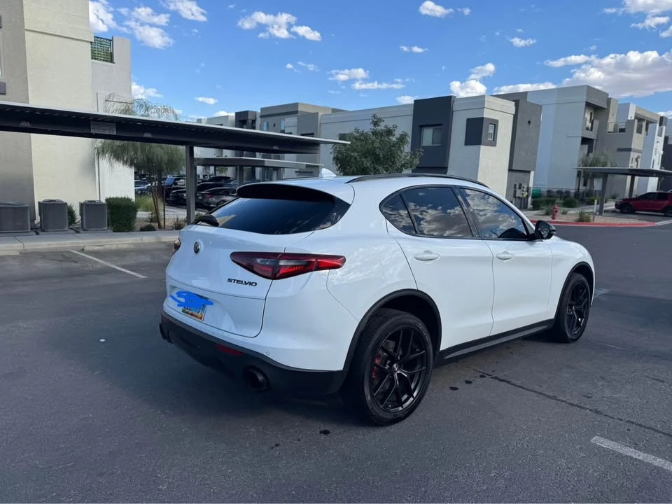 2020 Alfa Romeo Stelvio - Image 5 of 9