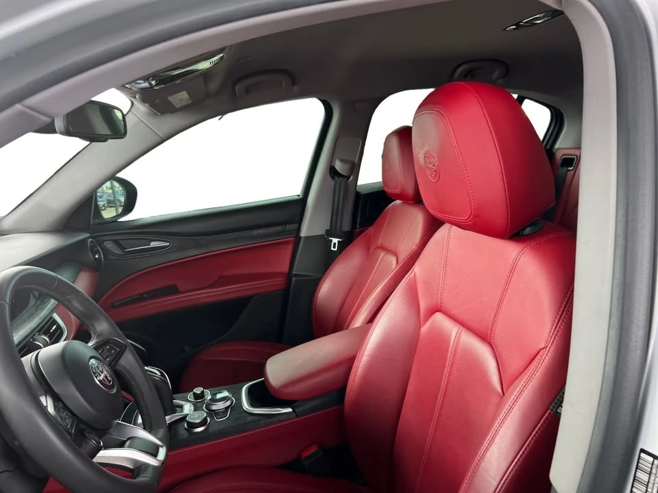 2020 Alfa Romeo Stelvio - Image 10 of 20