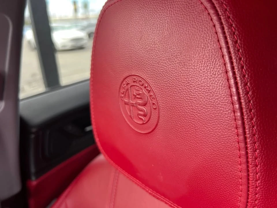 2020 Alfa Romeo Stelvio - Image 16 of 20