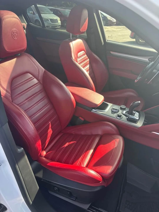 2020 Alfa Romeo Stelvio - Image 5 of 8