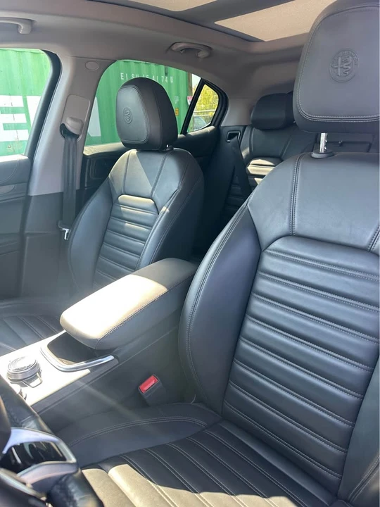 2020 Alfa Romeo Stelvio - Image 12 of 19