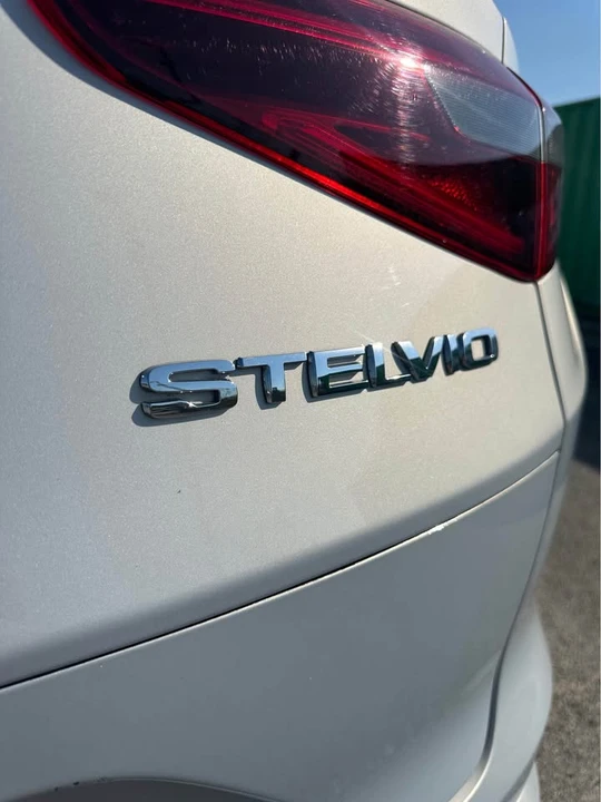 2020 Alfa Romeo Stelvio - Image 5 of 19