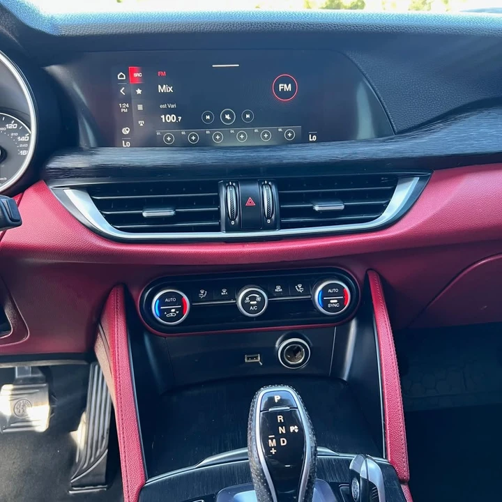 2020 Alfa Romeo Stelvio - Image 17 of 17
