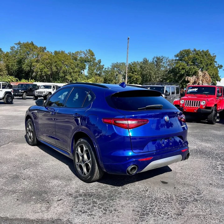 2020 Alfa Romeo Stelvio - Image 5 of 17