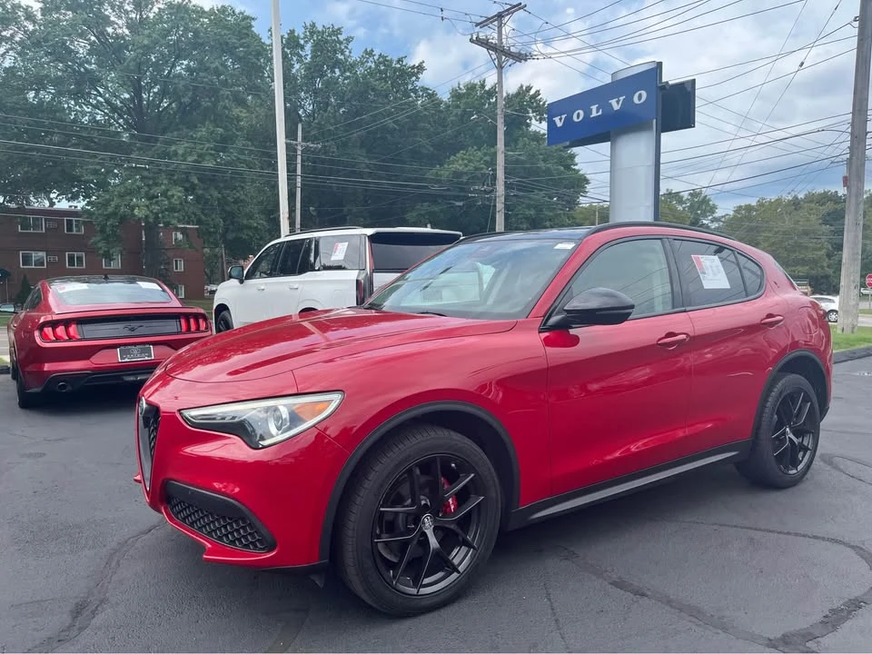 2020 Alfa Romeo Stelvio - Image 2 of 6