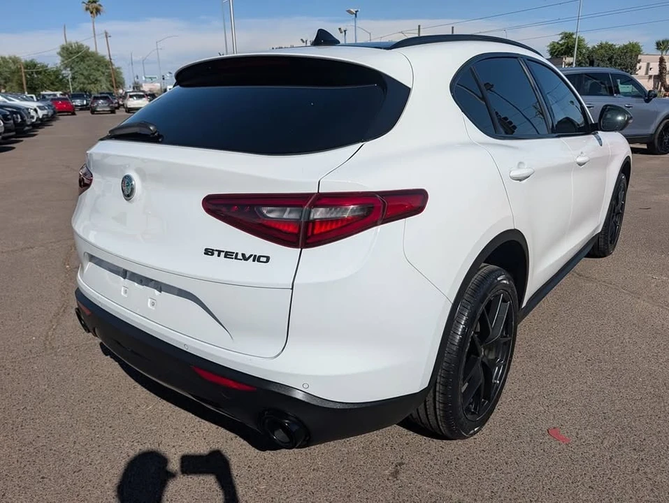 2020 Alfa Romeo Stelvio - Image 4 of 11