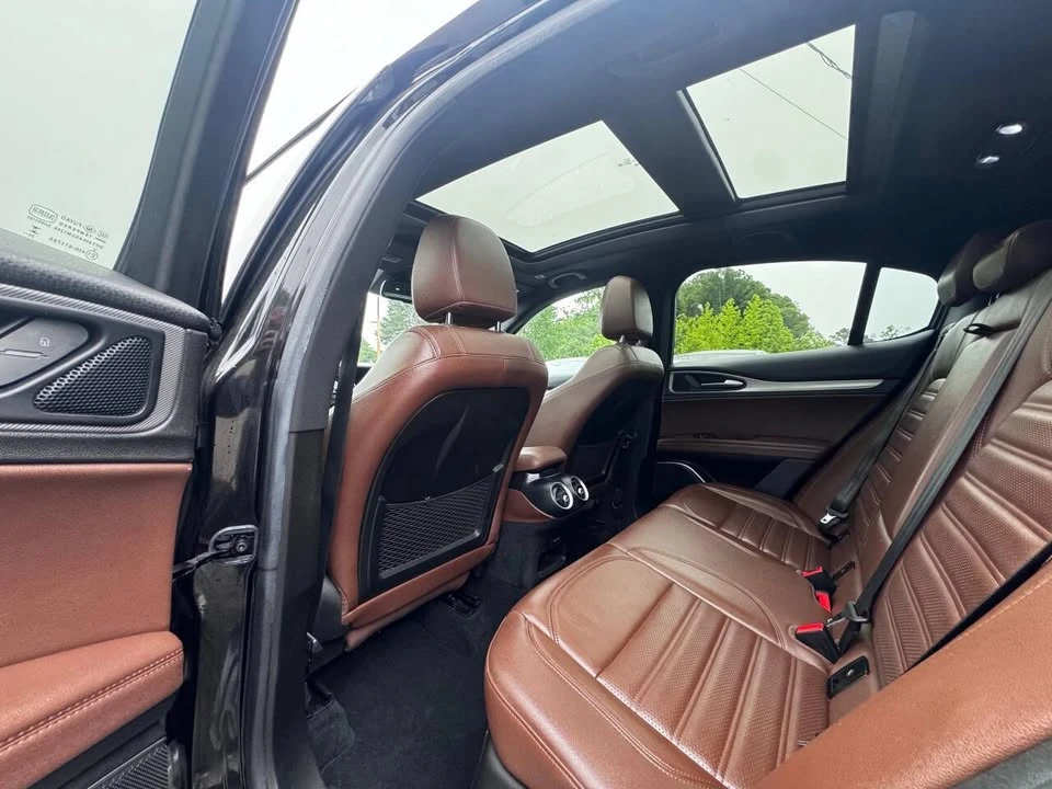 2020 Alfa Romeo Stelvio - Image 7 of 18