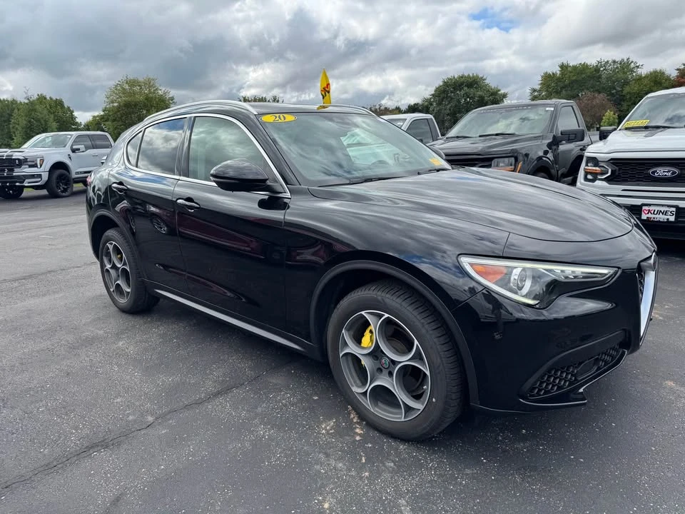 2020 Alfa Romeo Stelvio - Image 2 of 6