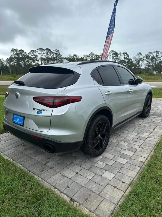 2020 Alfa Romeo Stelvio - Image 6 of 12