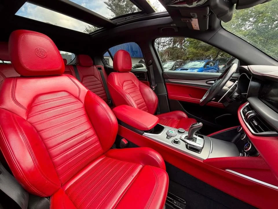 2020 Alfa Romeo Stelvio - Image 10 of 20