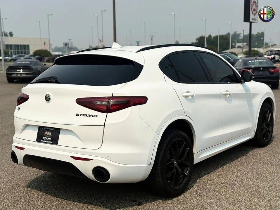 2020 Alfa Romeo Stelvio - Image 8 of 12