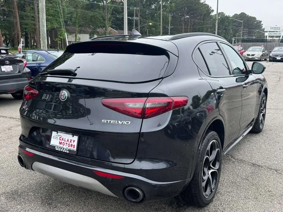 2020 Alfa Romeo Stelvio - Image 4 of 18