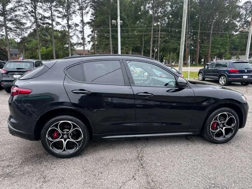 2020 Alfa Romeo Stelvio - Image 5 of 18