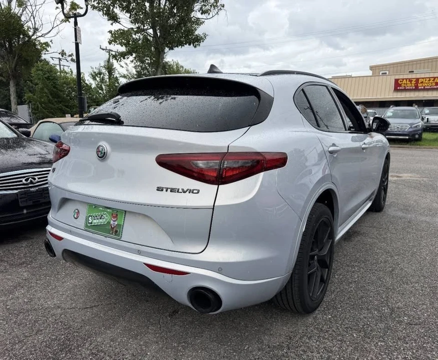 2020 Alfa Romeo Stelvio - Image 3 of 20