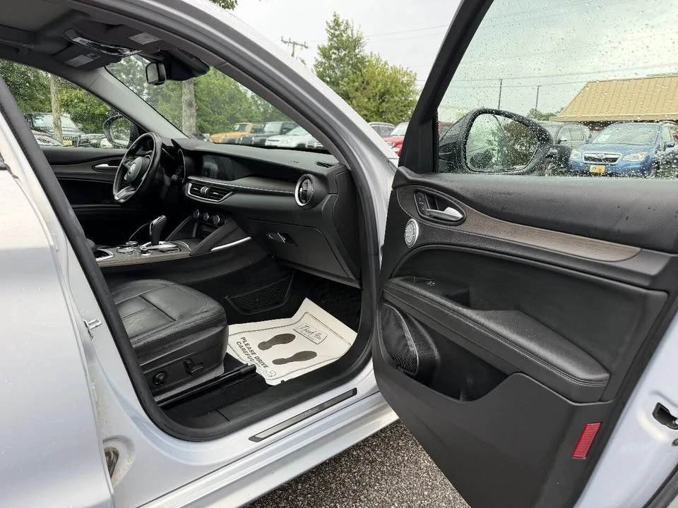 2020 Alfa Romeo Stelvio - Image 16 of 20