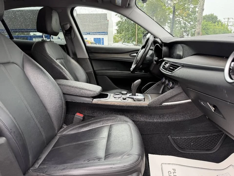 2020 Alfa Romeo Stelvio - Image 15 of 20